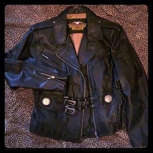 Women’s HARLEY DAVIDSON heavy leather jacket!
